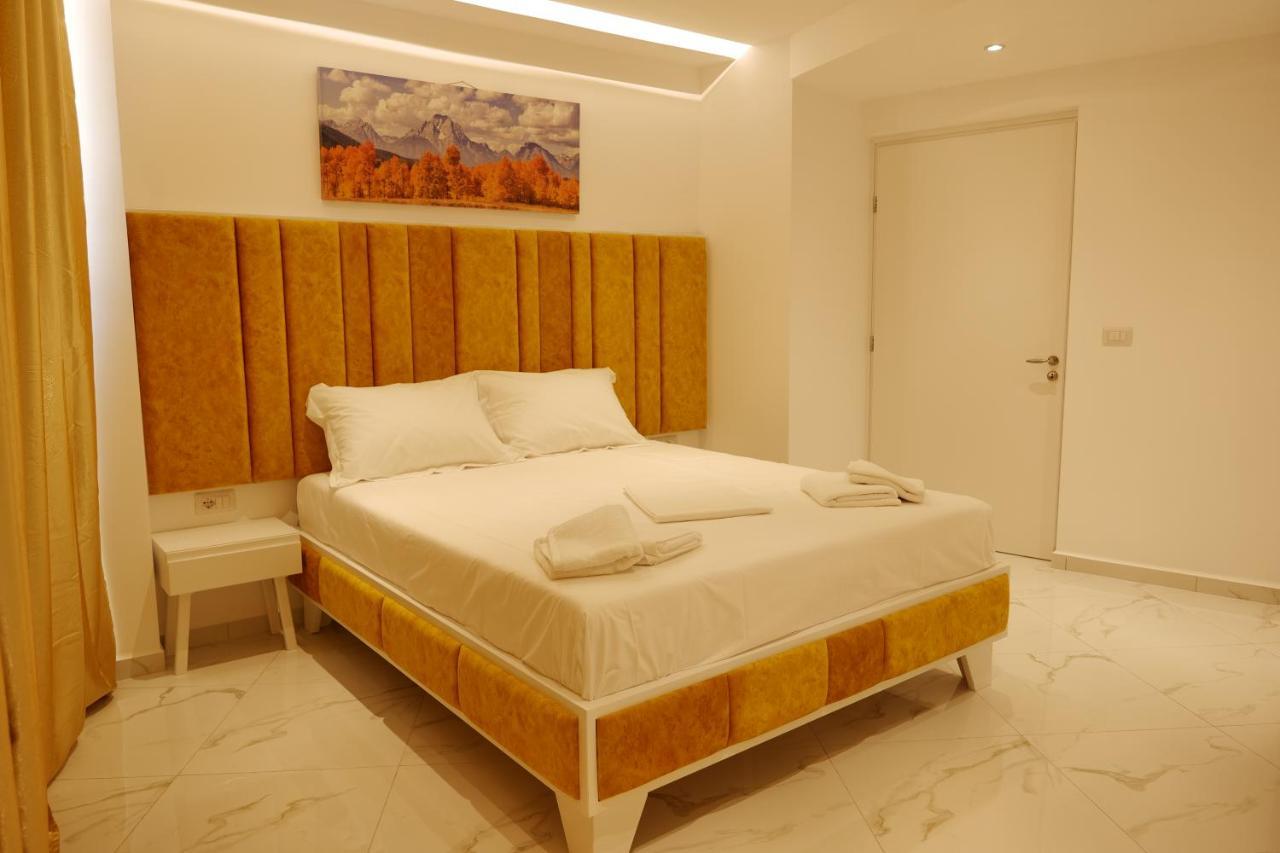Lumi Hotel Sarandë Exteriér fotografie